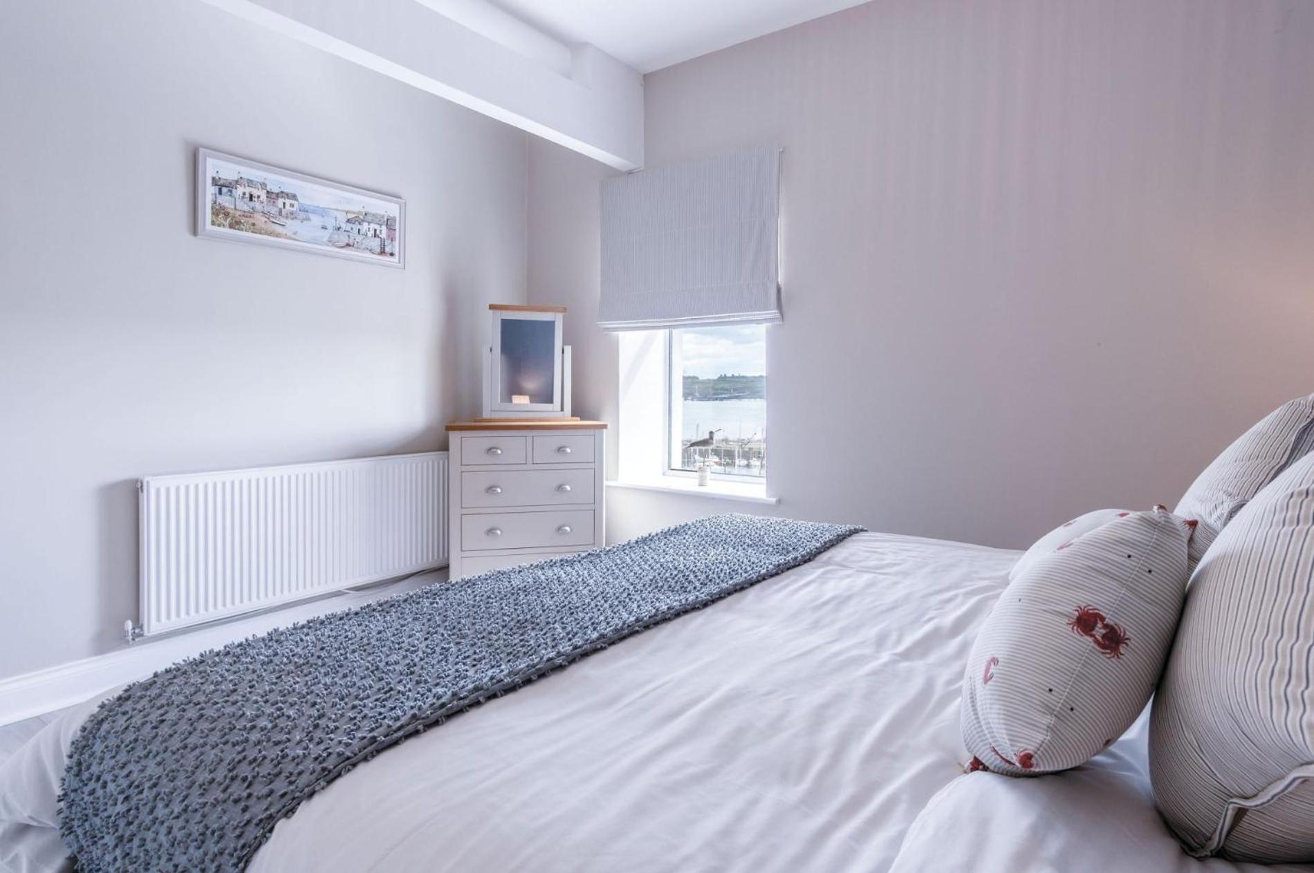 Beach Haven Hideout - 2 Bedroom - Milford Haven Exteriör bild